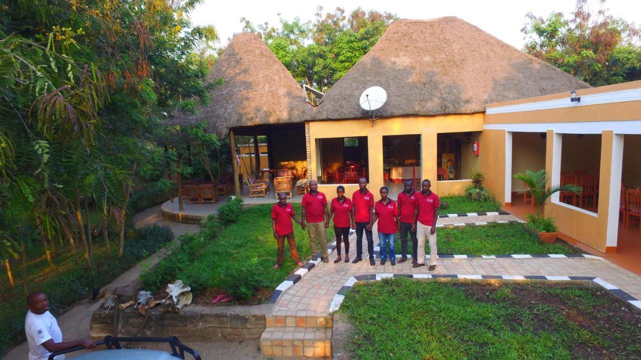 Irungu Forest Safari Lodge Katunguru 외부 사진